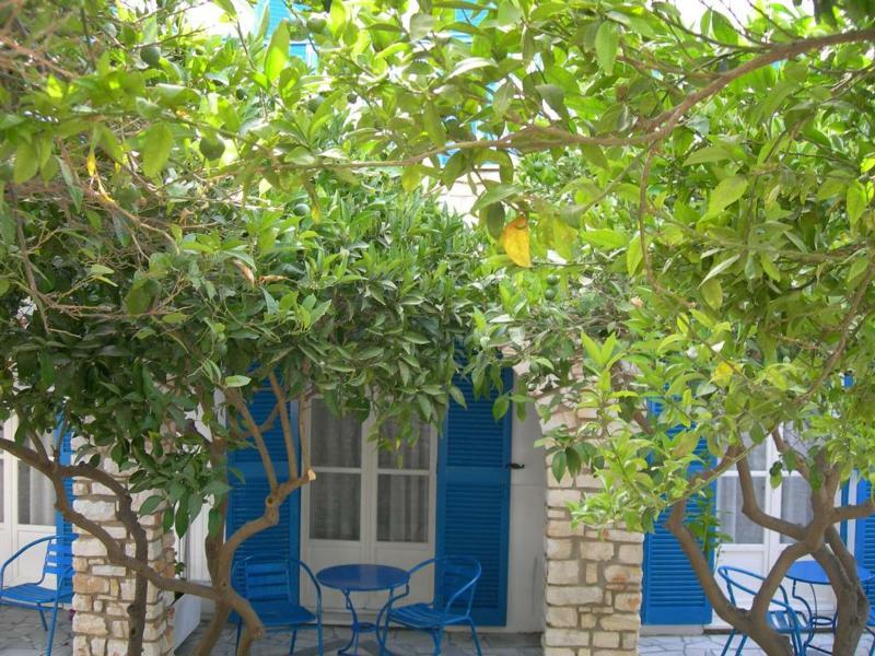 Aegeon Pension Paros Island Екстер'єр фото