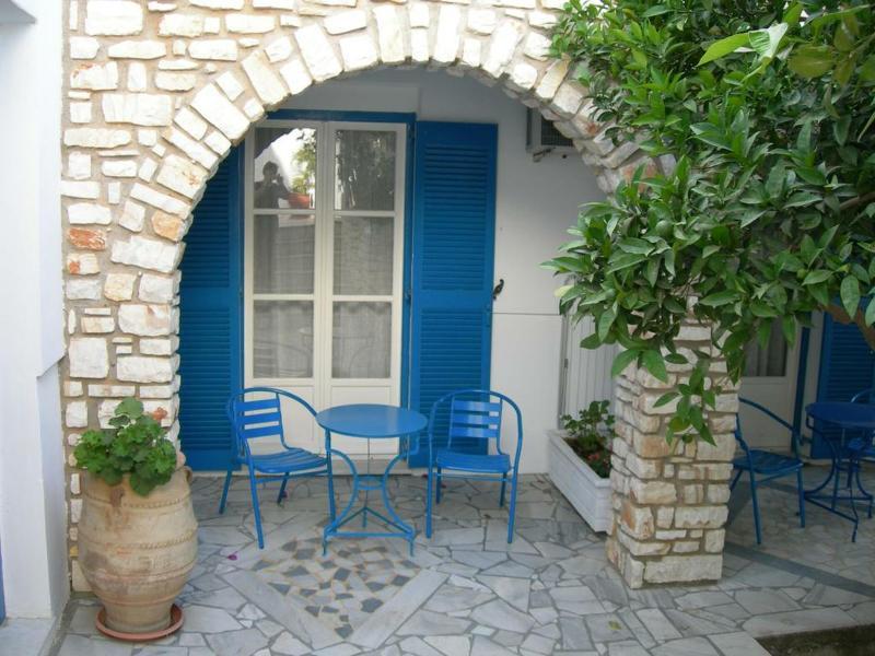 Aegeon Pension Paros Island Екстер'єр фото