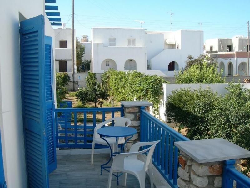 Aegeon Pension Paros Island Екстер'єр фото